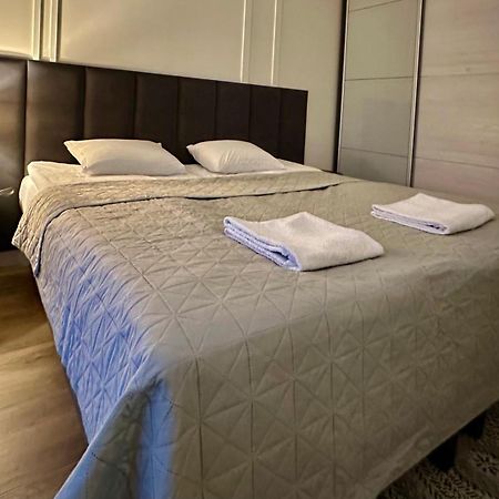 Apartament Elegant 2 แชมิตช์ ภายนอก รูปภาพ