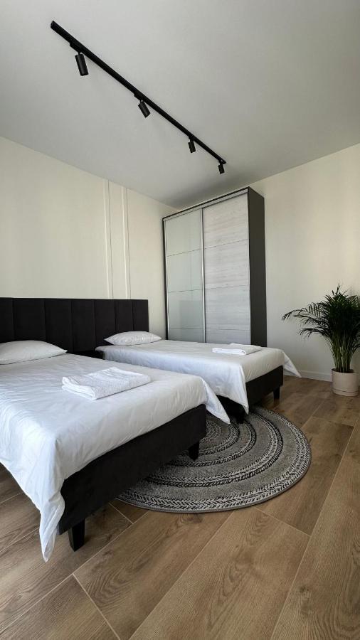 Apartament Elegant 2 แชมิตช์ ภายนอก รูปภาพ