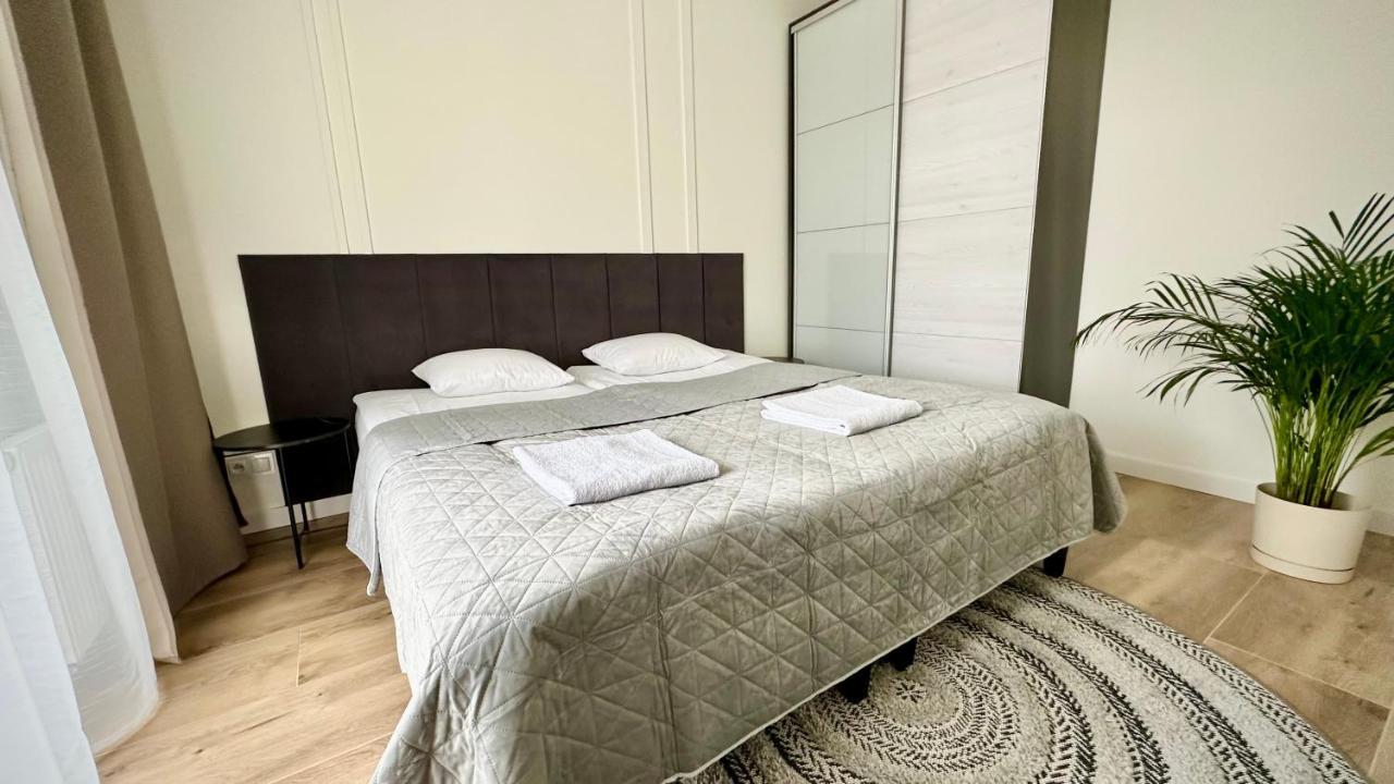 Apartament Elegant 2 แชมิตช์ ภายนอก รูปภาพ